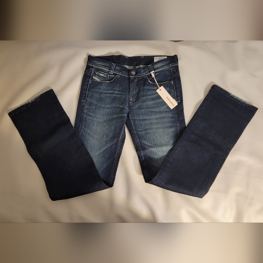 028 Diesel Jeans - Picture 5 of 6